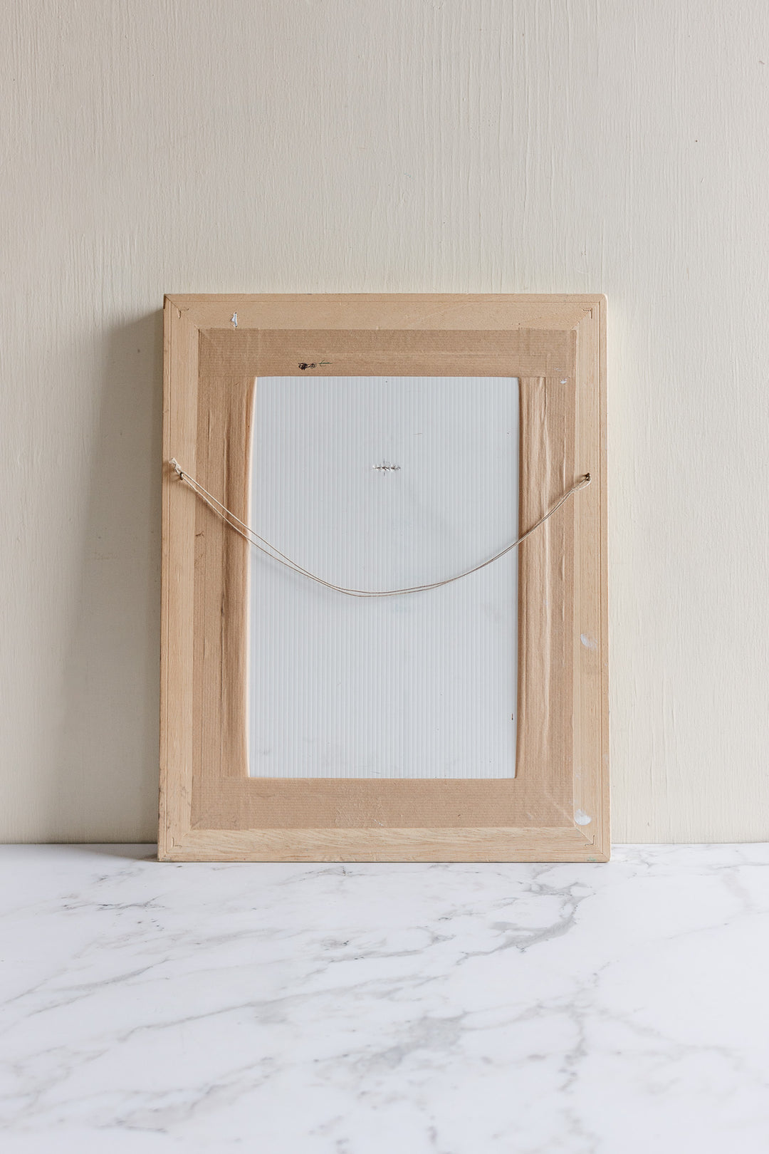 l'ombre du vase et fleurs