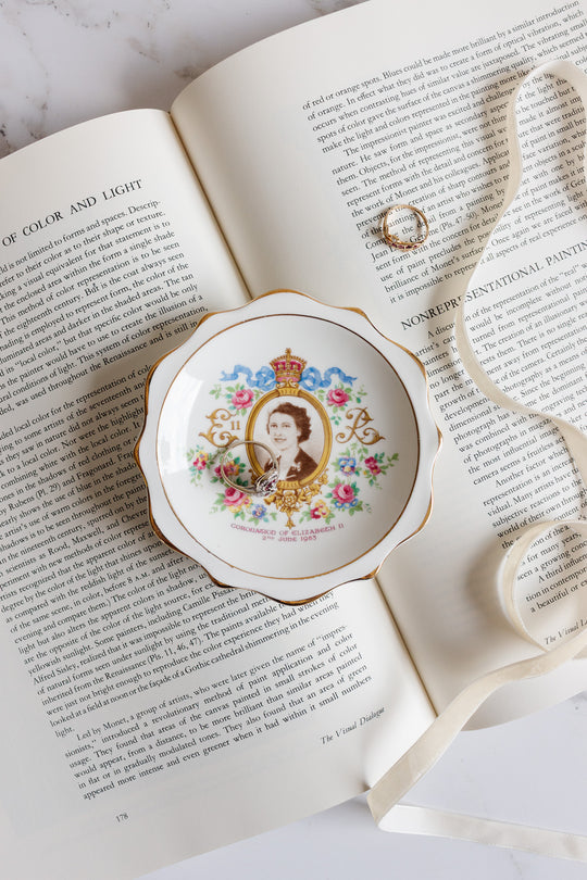 1953 royal albert bone china, coronation of Elizabeth II dish