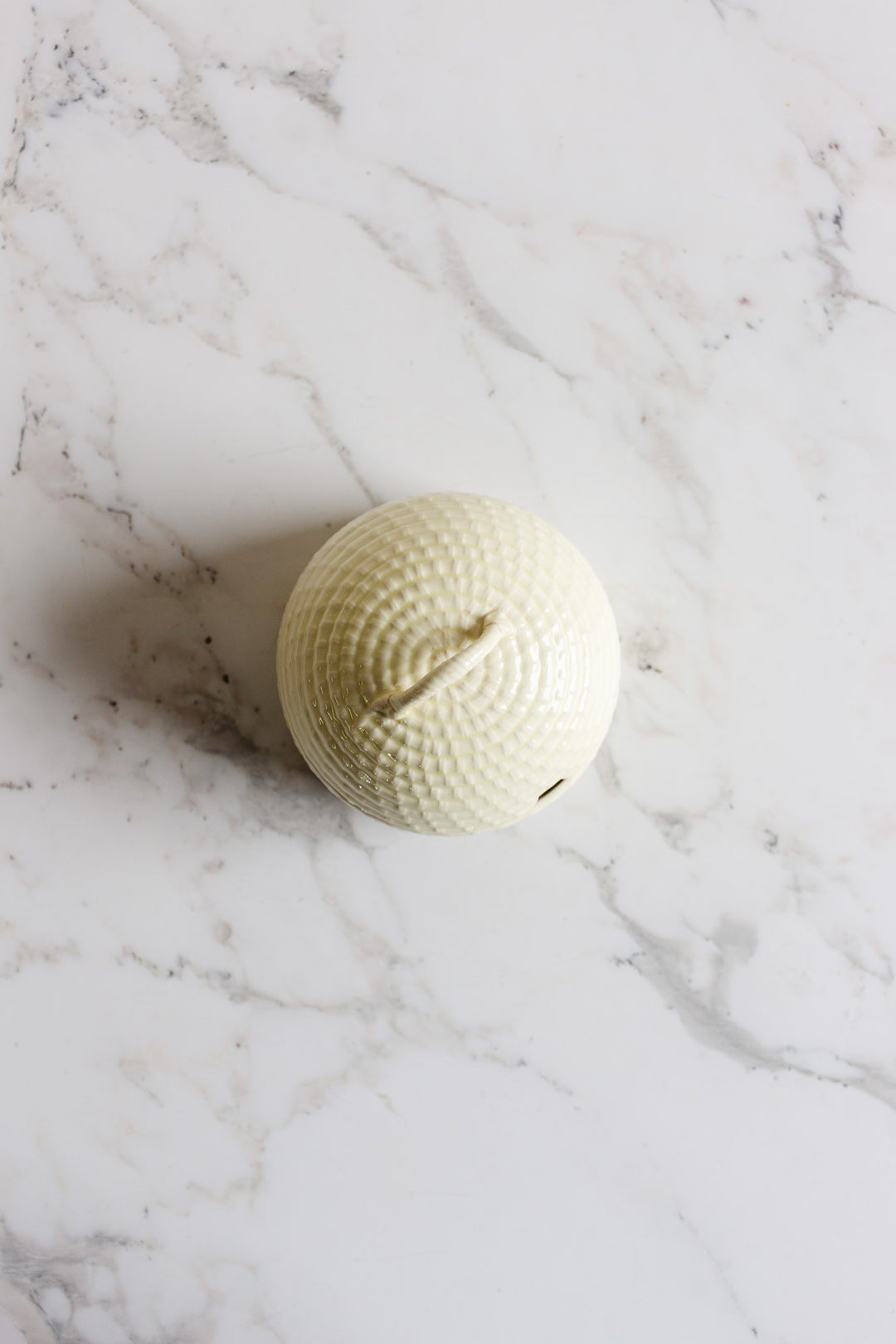 rare wedgwood bee hive honey pot