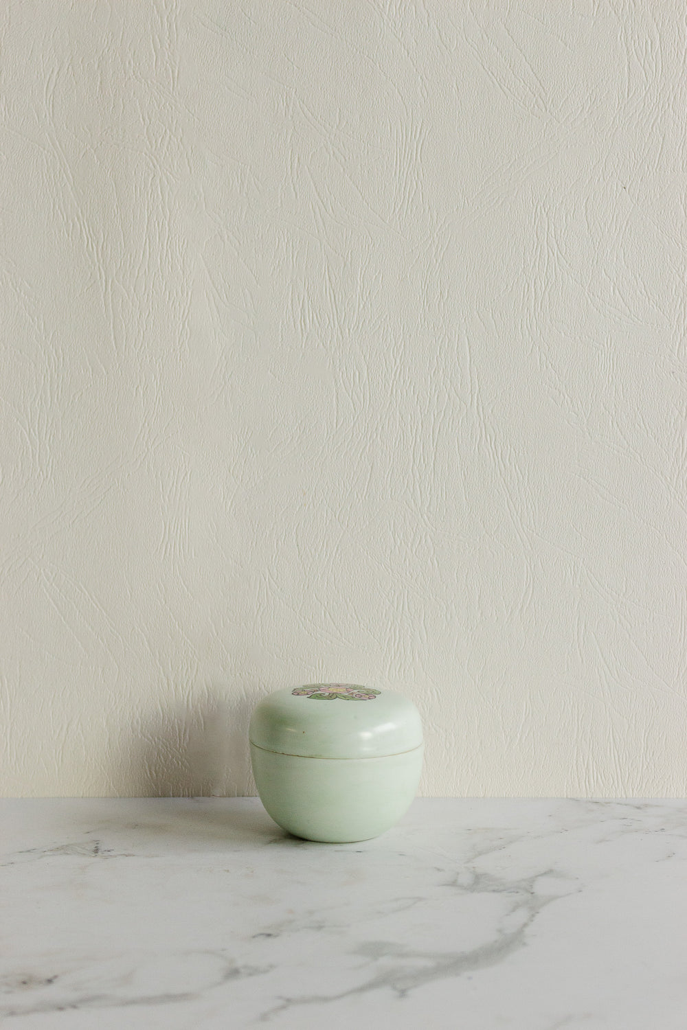 1920s hand painted art nouveau pill box