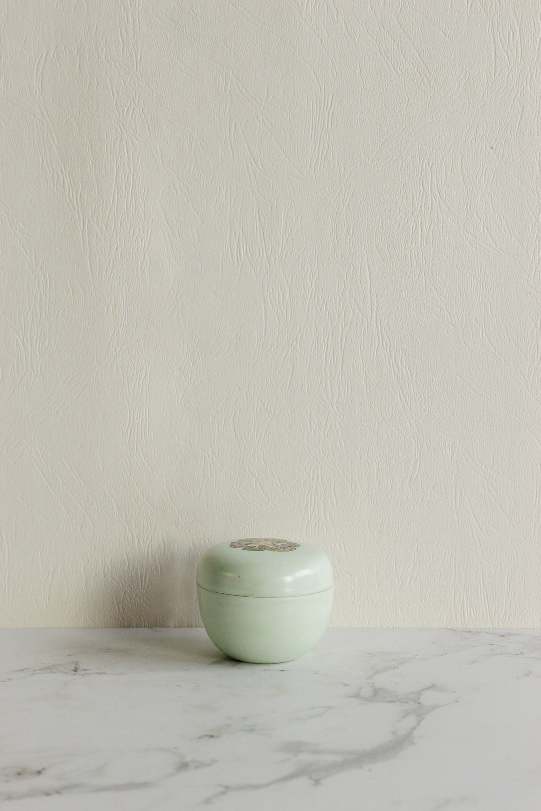 1920s hand painted art nouveau pill box