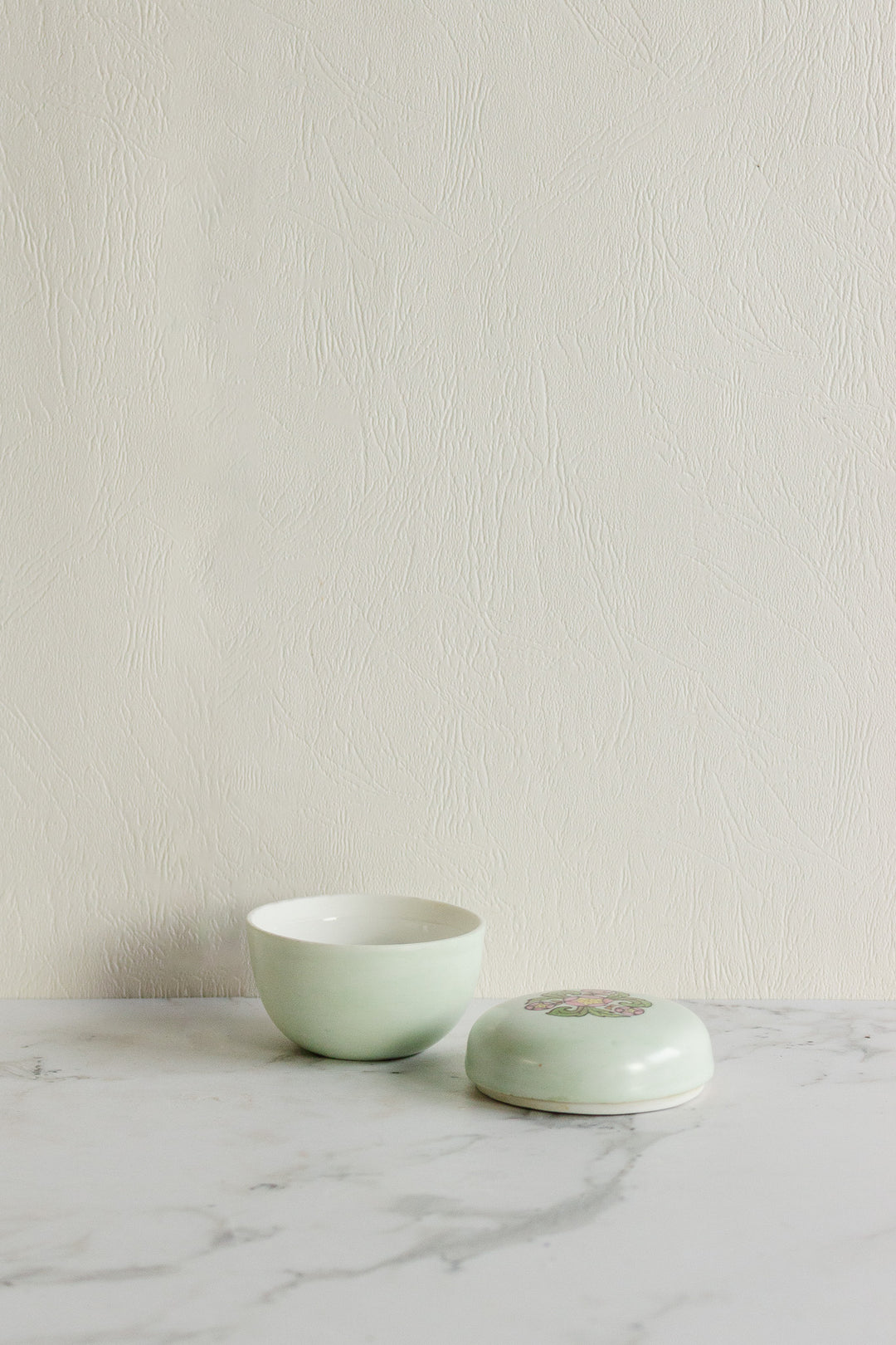 1920s hand painted art nouveau pill box