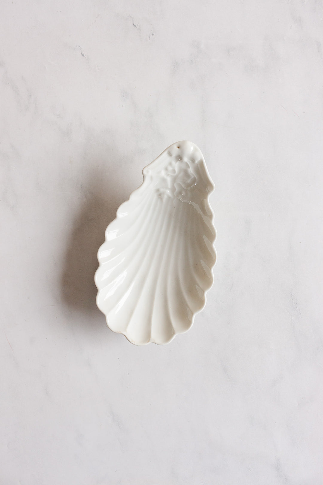 antique French “coquillage” porcelain ravier