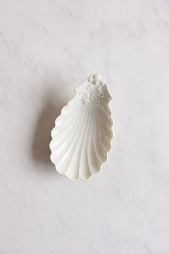antique French “coquillage” porcelain ravier