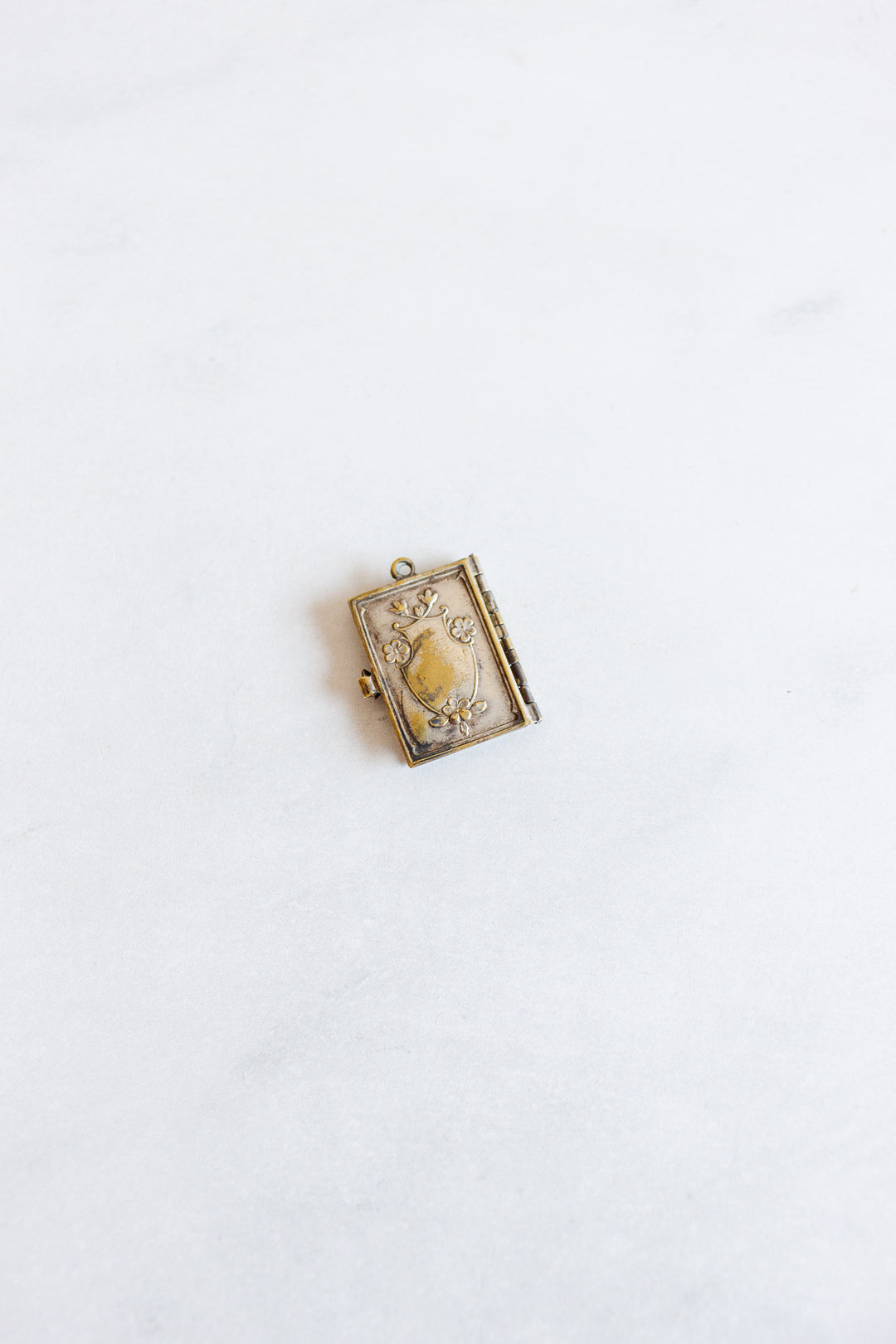 rare turn of the century souvenir photo book pendant