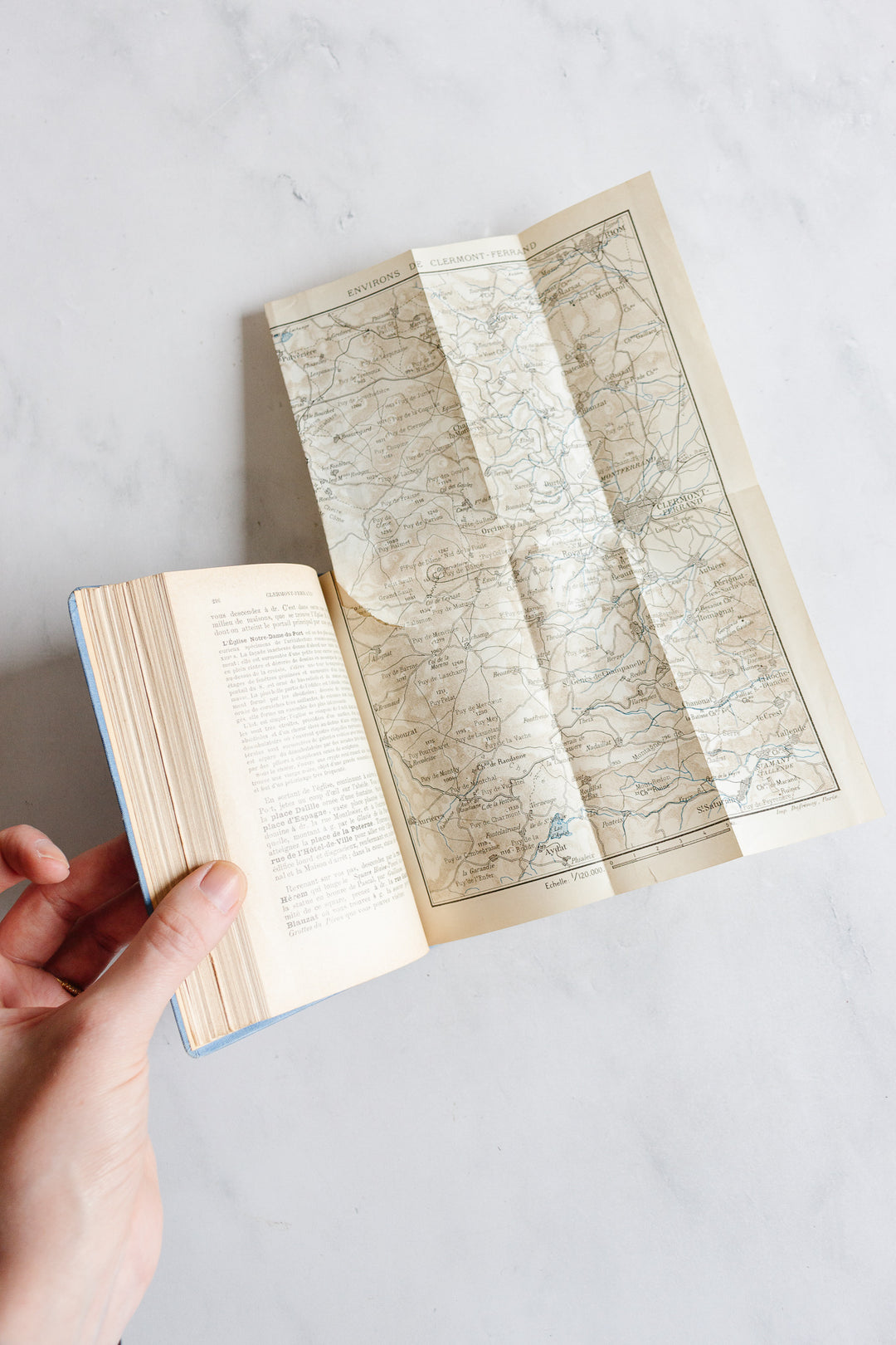 turn of the century French “guides conty” travel guide book, “bords de la loire”