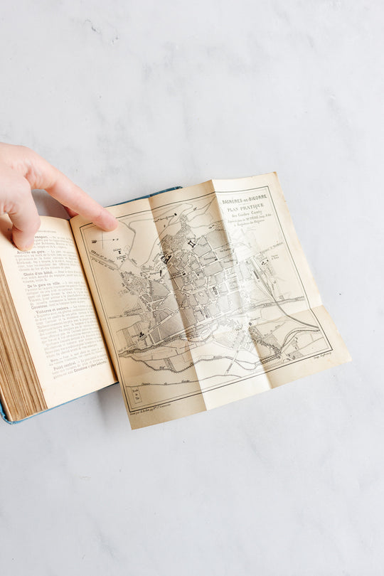 turn of the century French “guides conty” travel guide book, “bords de la loire”
