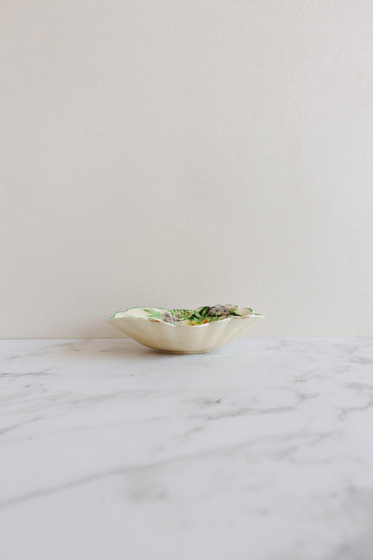 rare antique wedgwood hand painted scalloped bowl