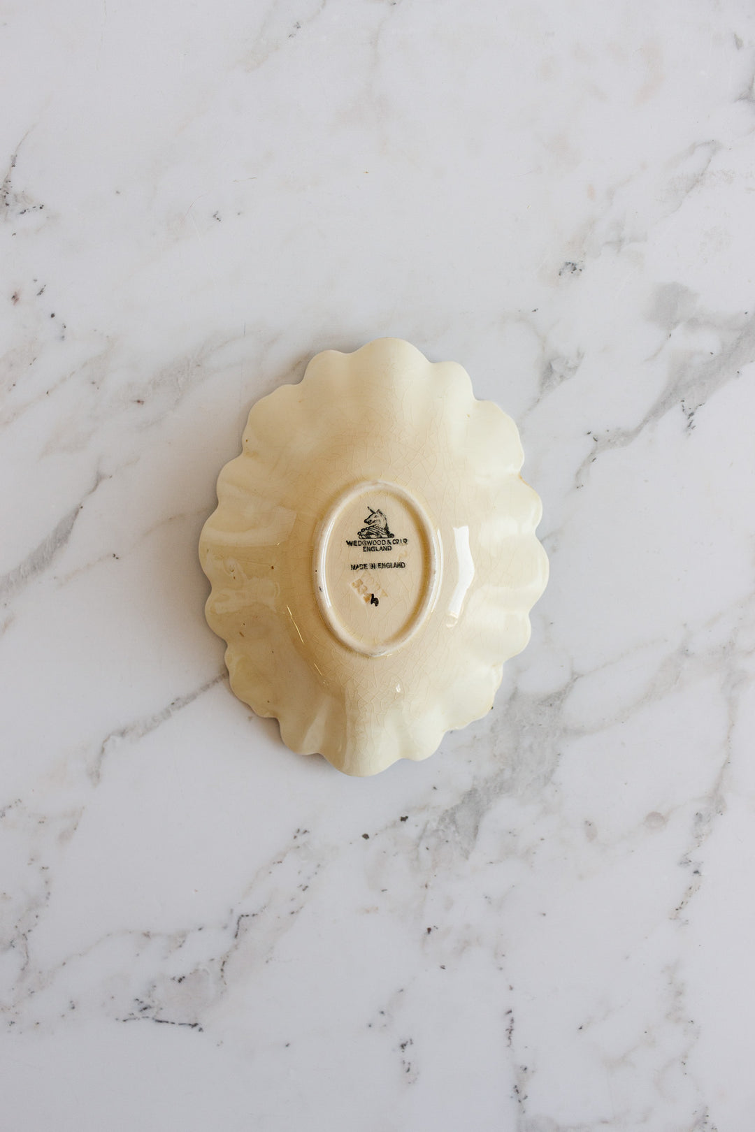 rare antique wedgwood hand painted scalloped bowl