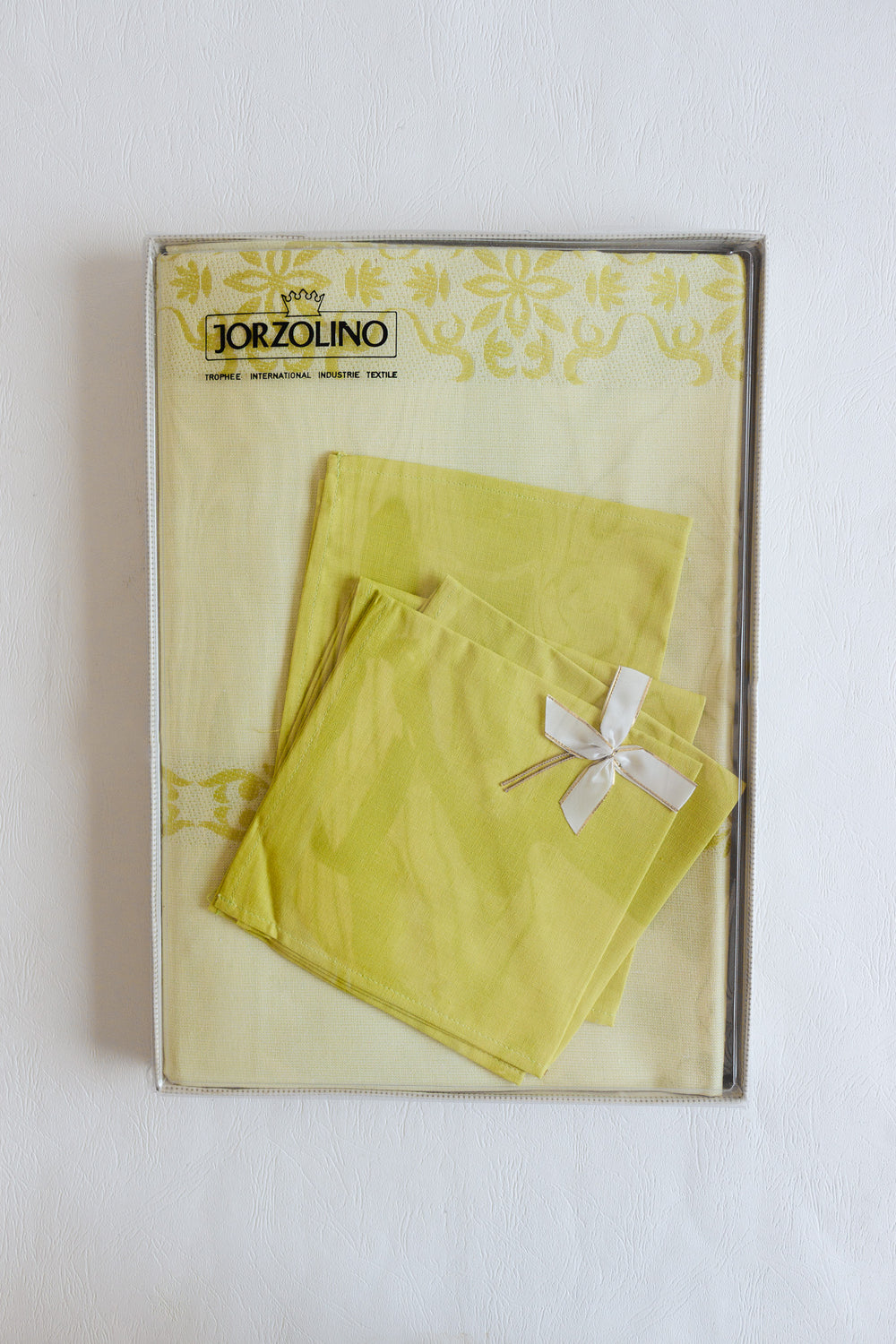 vintage Jorzolino damask tablecloth set