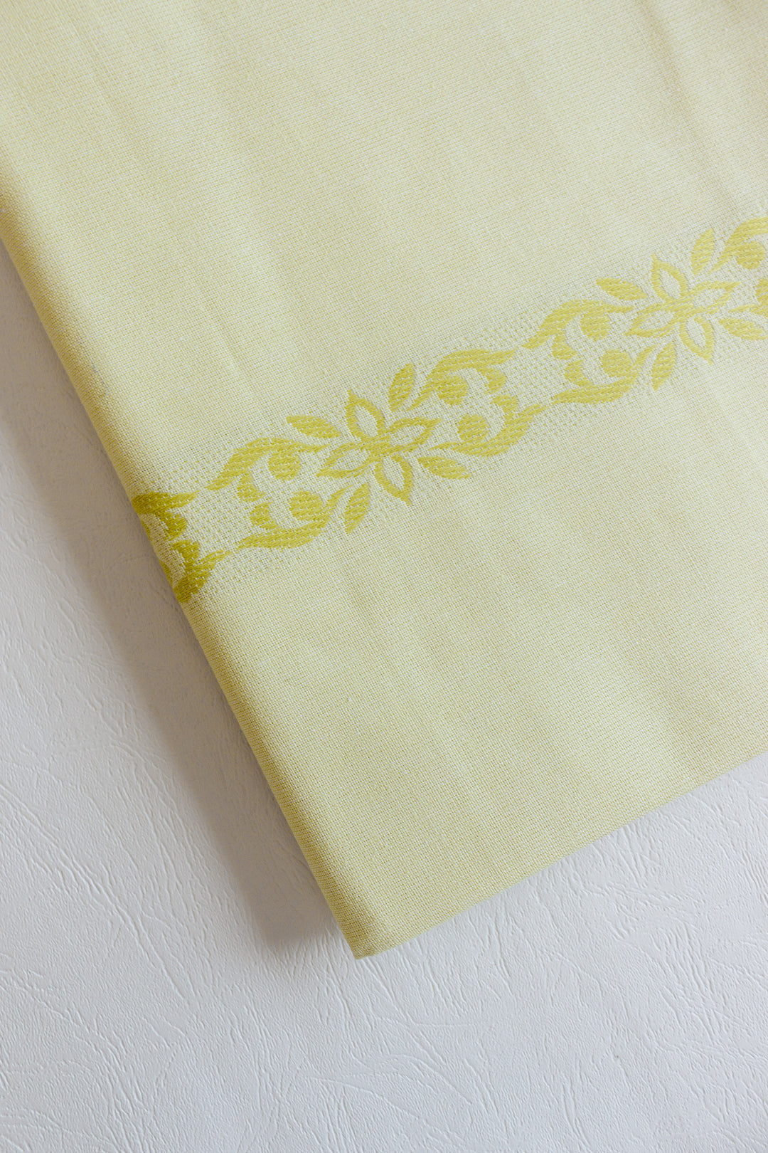 vintage Jorzolino damask tablecloth set