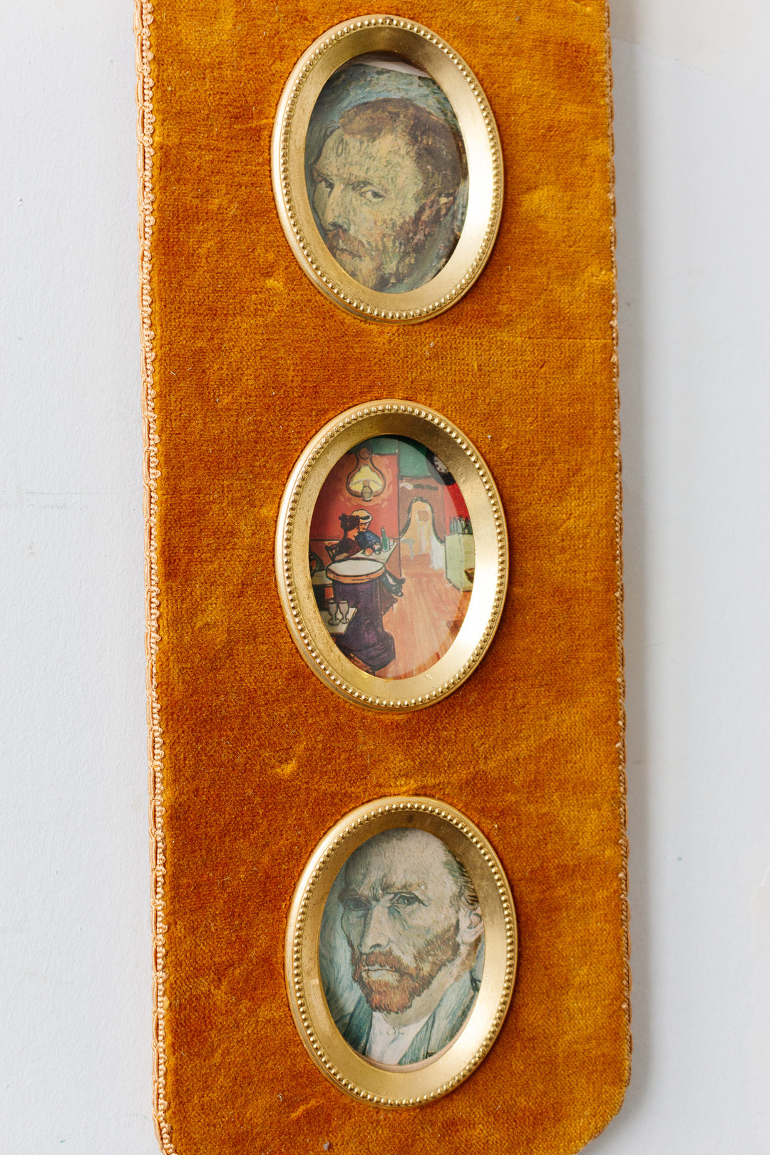 vintage italian velvet wall mounted picture frame