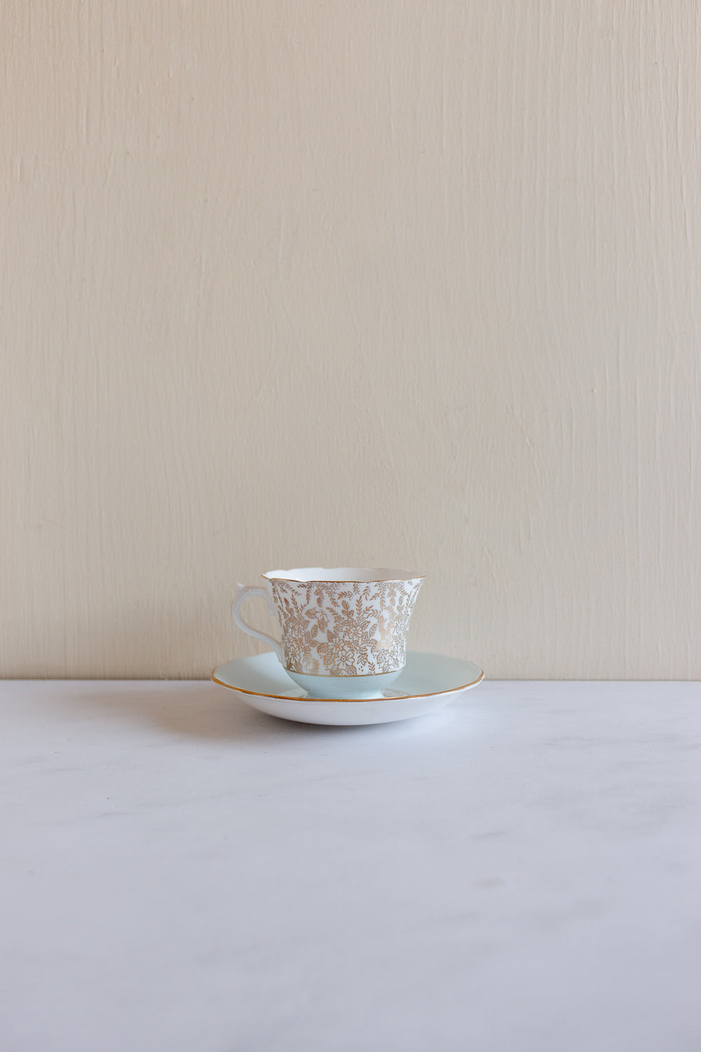 vintage royal vale gold chintz teacup