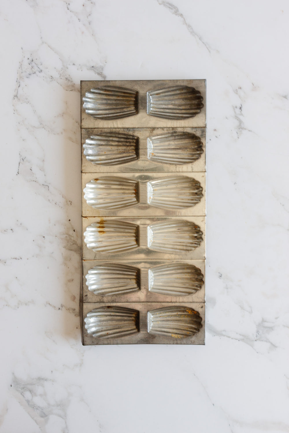 vintage french boulangerie madeleine tray
