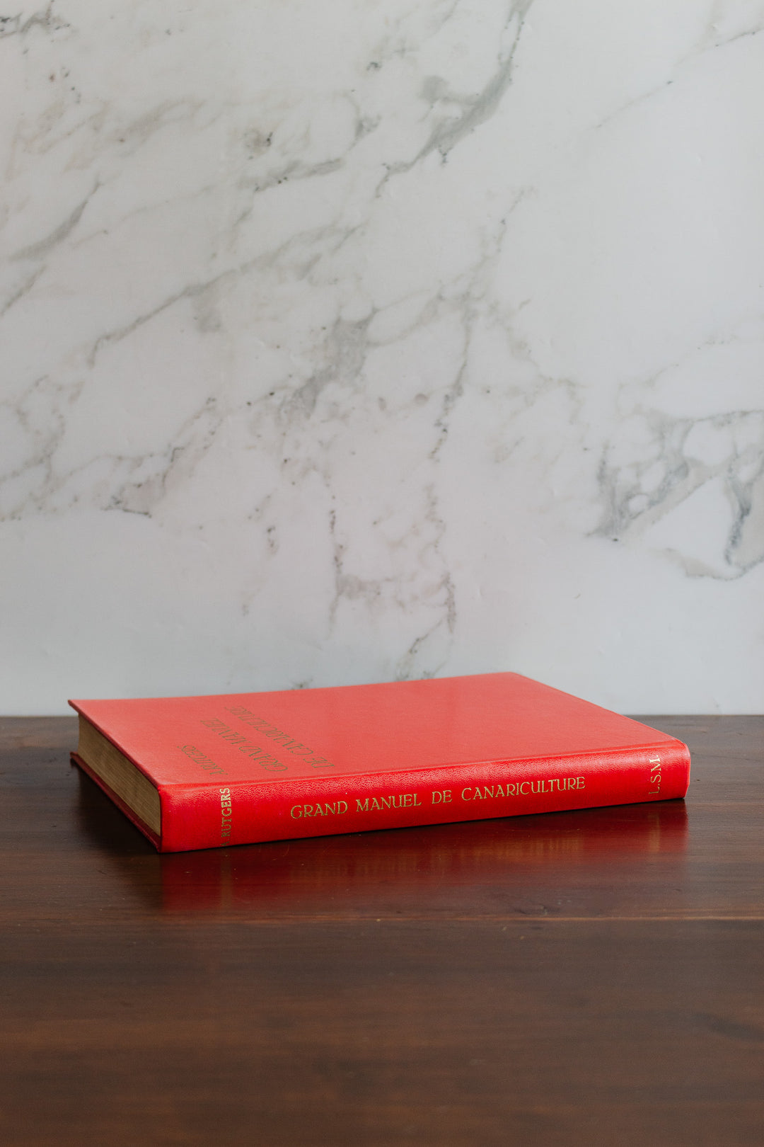 vintage french book "grand manuel de carniculture"