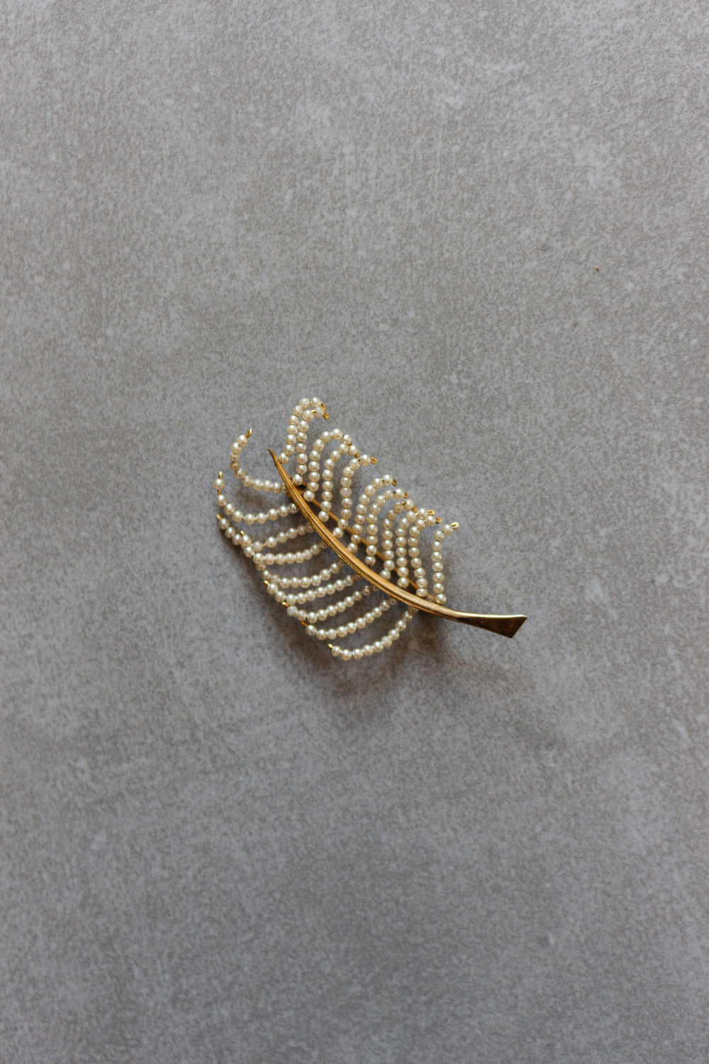 collection of 4 vintage french brooches i