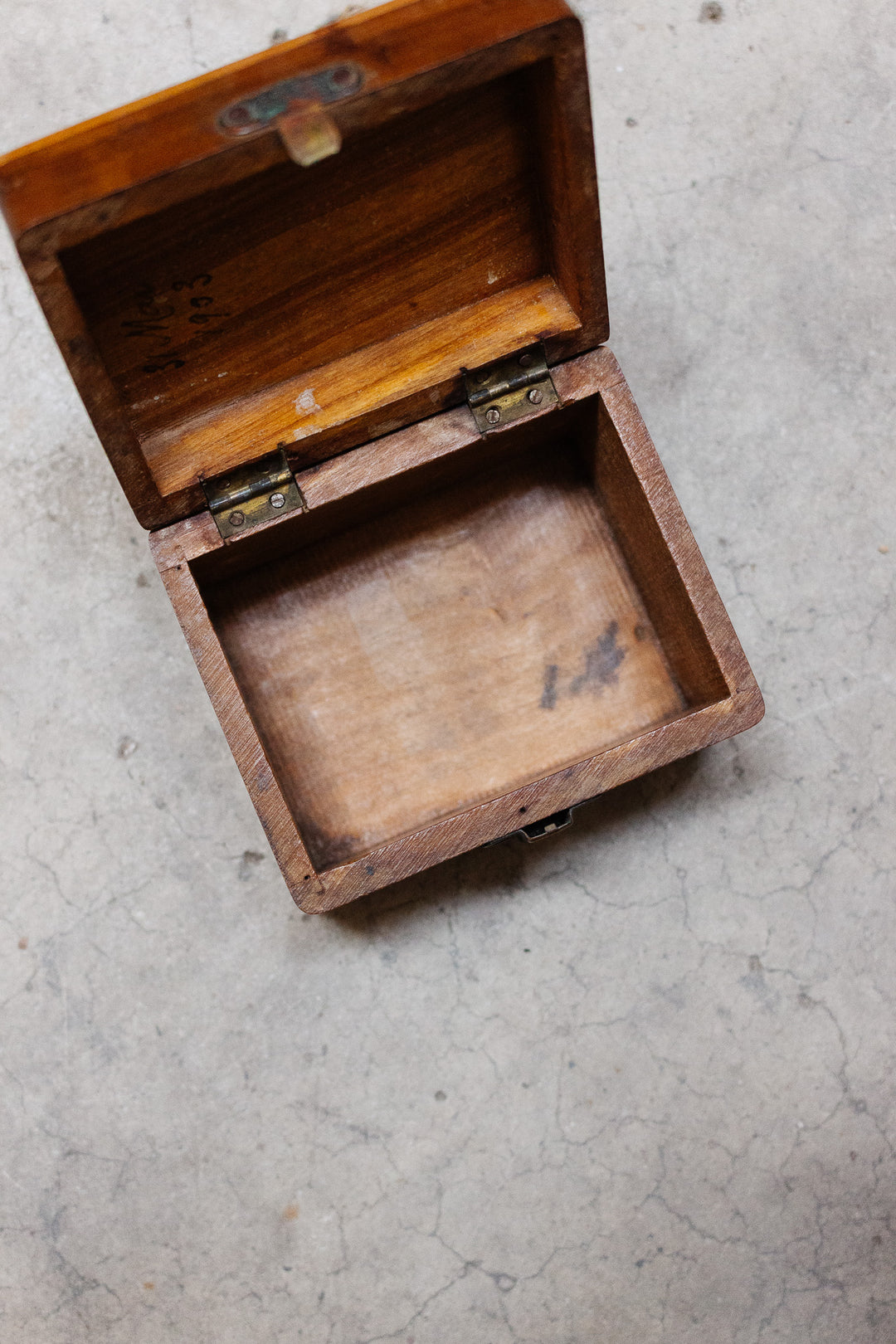 antique french olive wood Vichy souvenir box