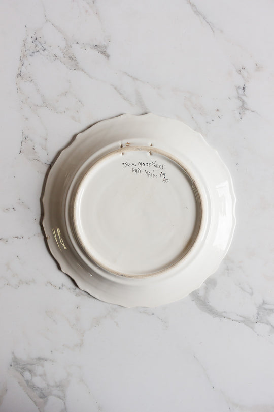 1970s hand painted french moustiers plate