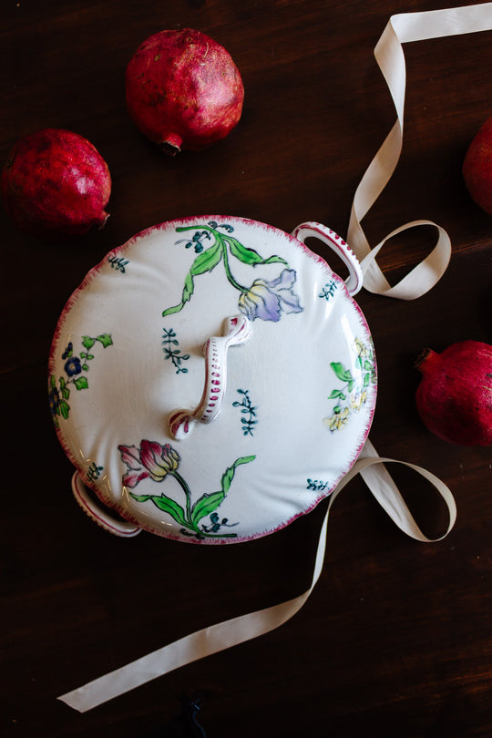 antique longwy "marseille" polychrome soupière