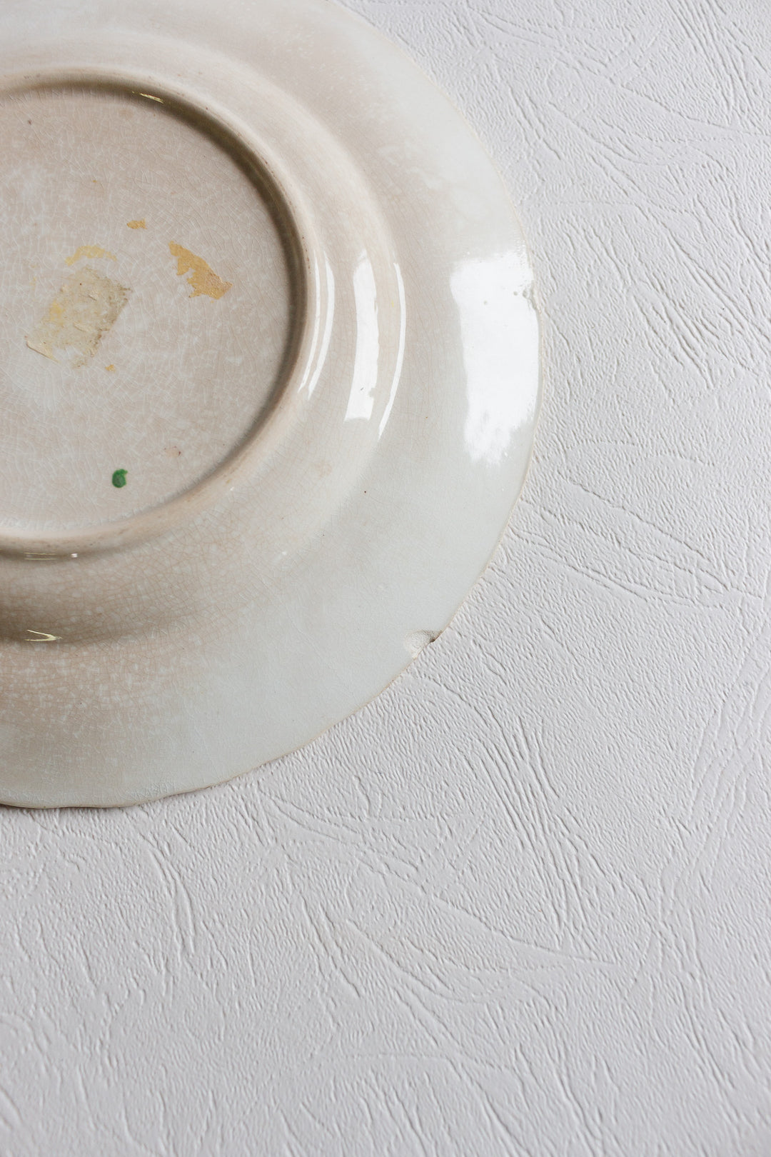pair of faiencerie d'Onnaing plates circa 1890 - 1910