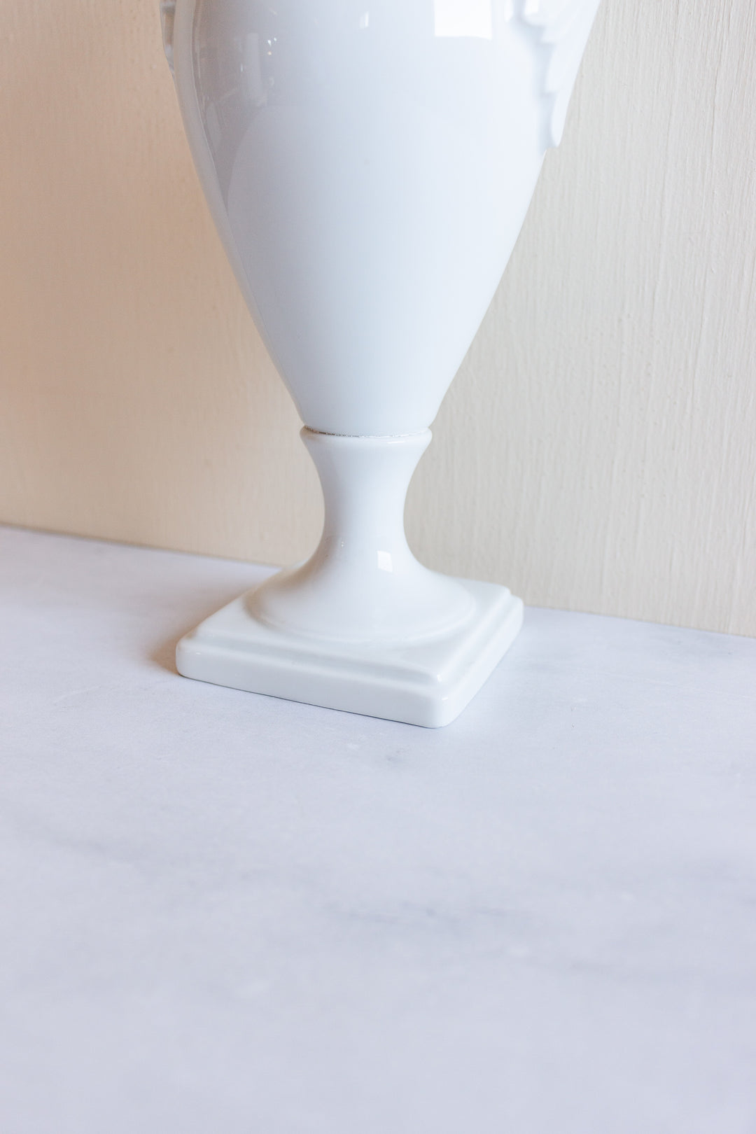 rare 1960s kaiser porcelain swan vase