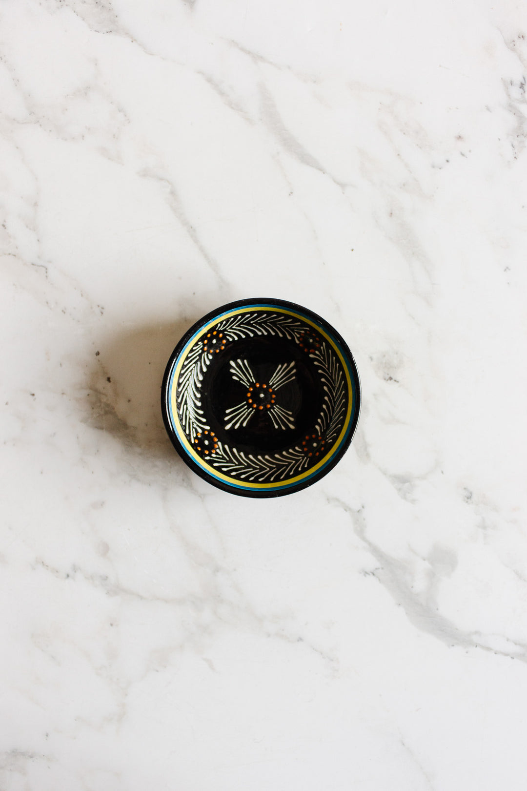 hb quimper hand painted textured black bowl