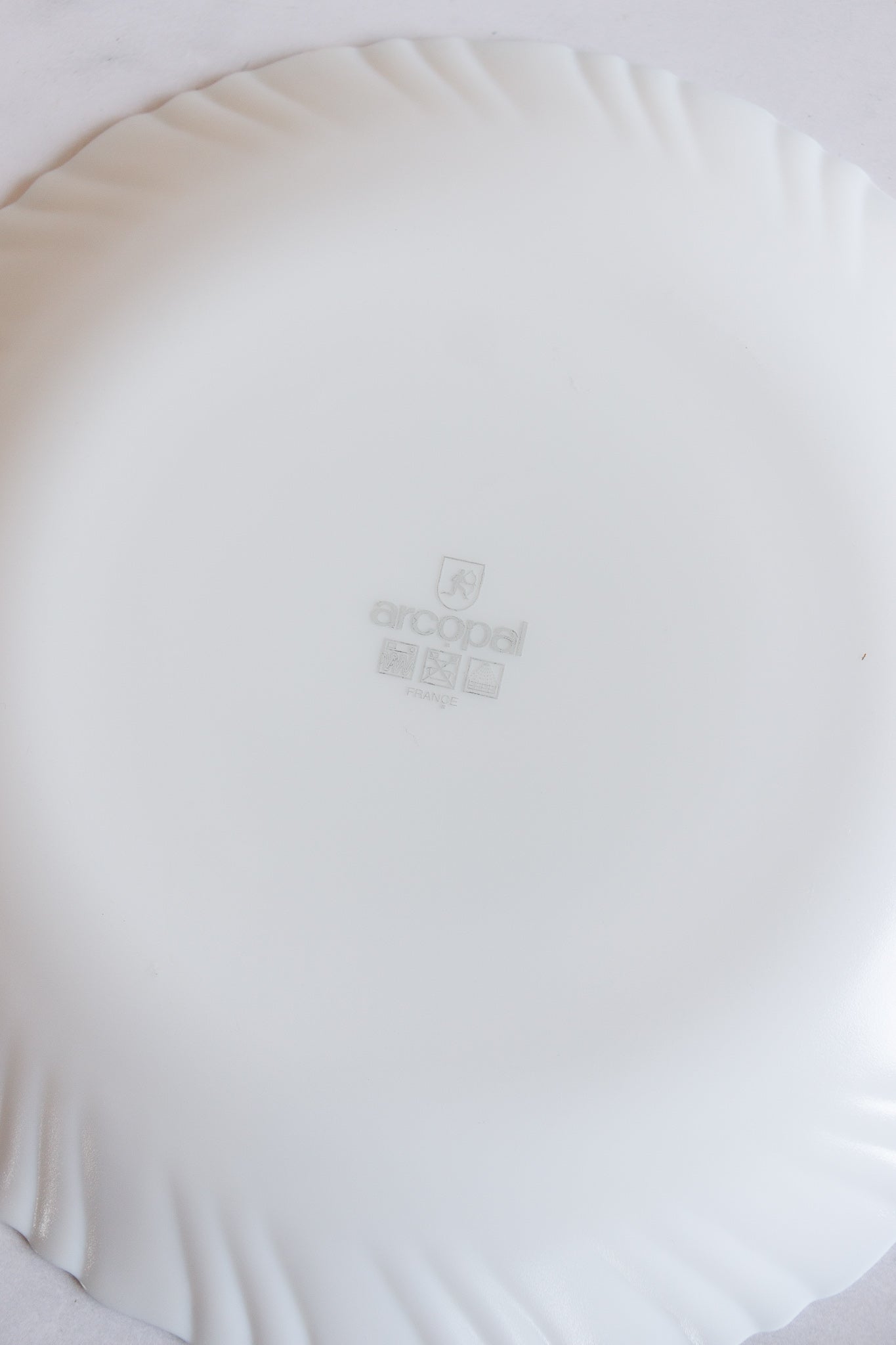 set of 10 midcentury arcopal France floral dish set – Joliette