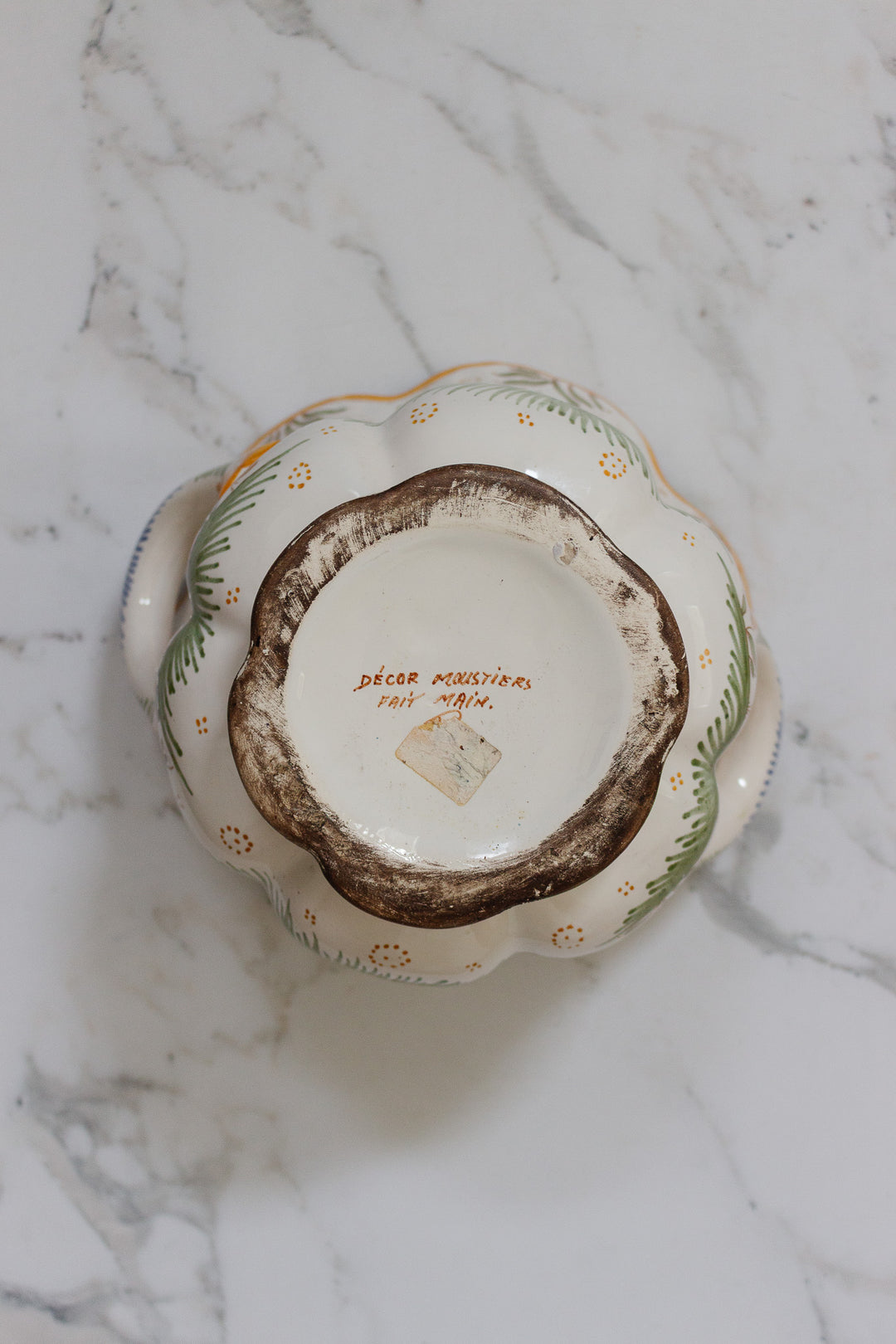 large vintage french moustiers "cache-pot"