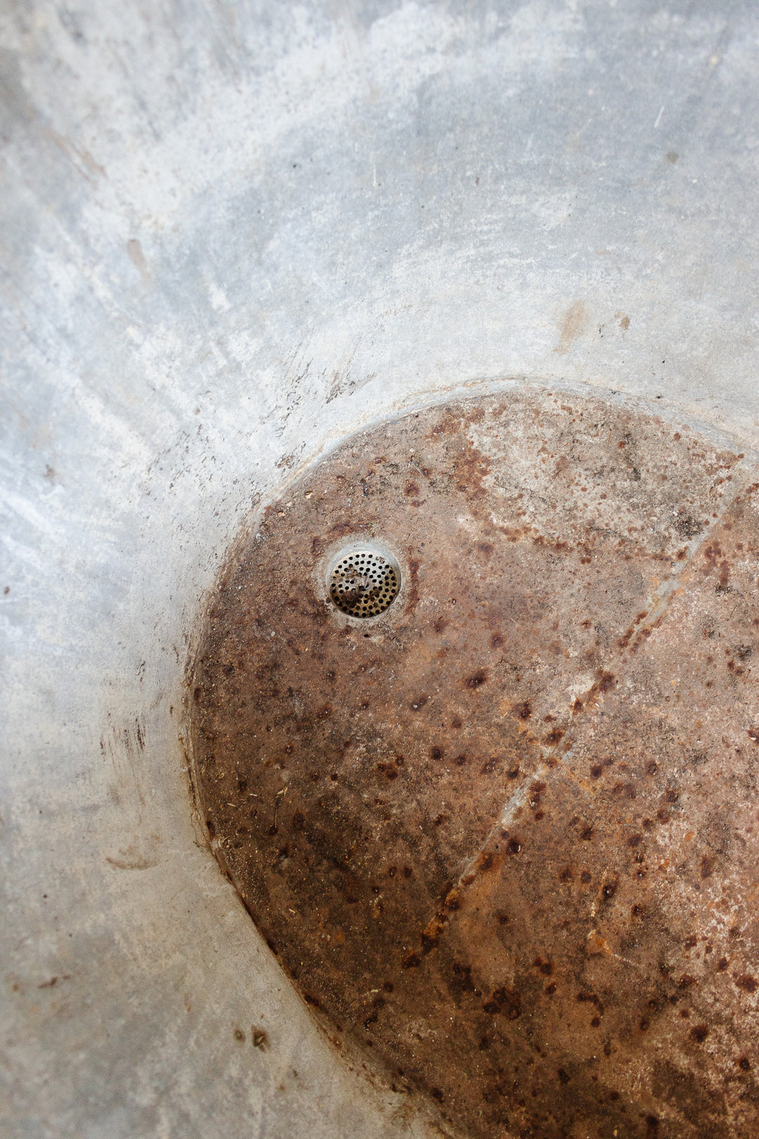 19th century French zinc tub i