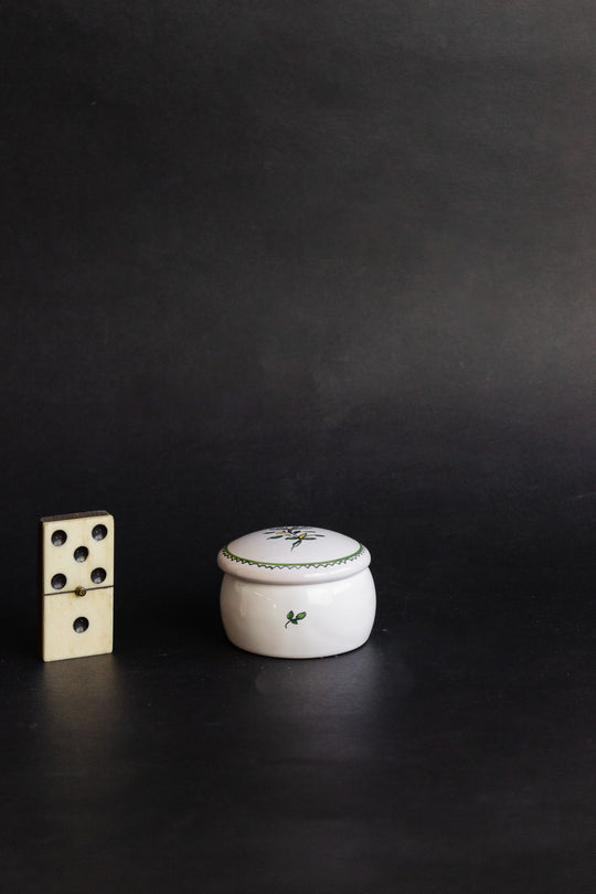 vintage french moustiers ring box