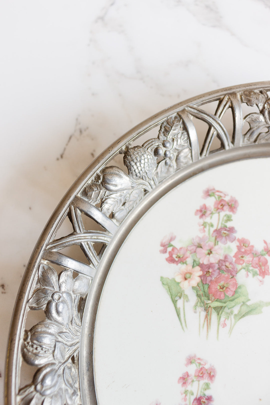 large turn of the century porcelain handpainted primrose cake plate