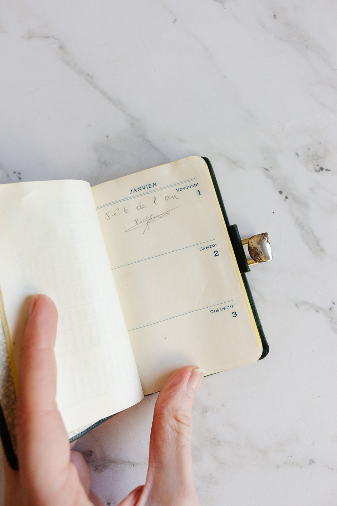 vintage french petite planner in faux leather case