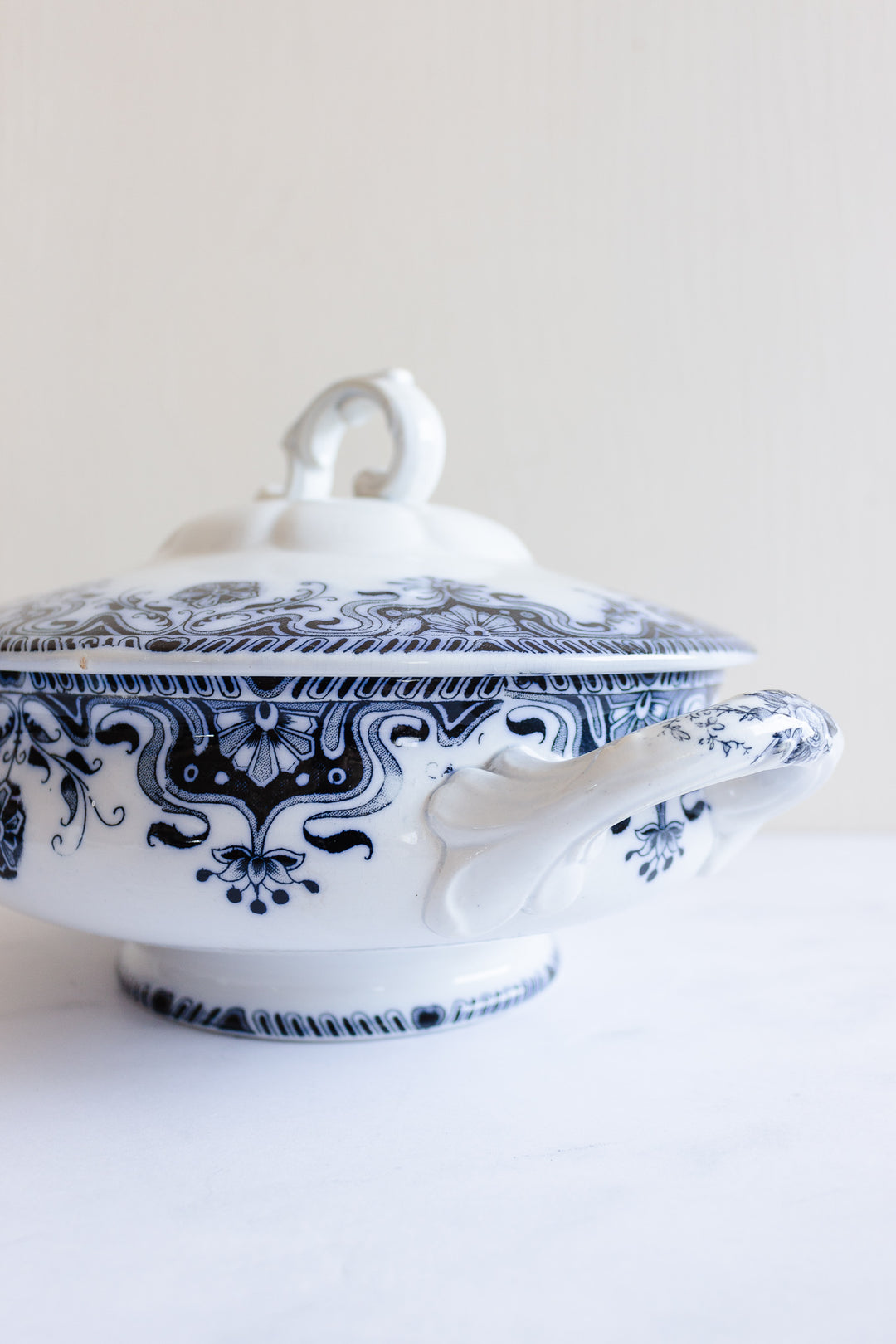 42 piece antique french badonviller dish set