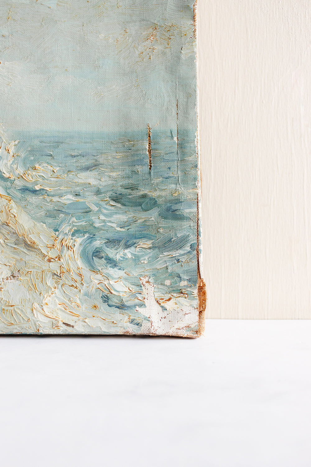 les falaises et la mer