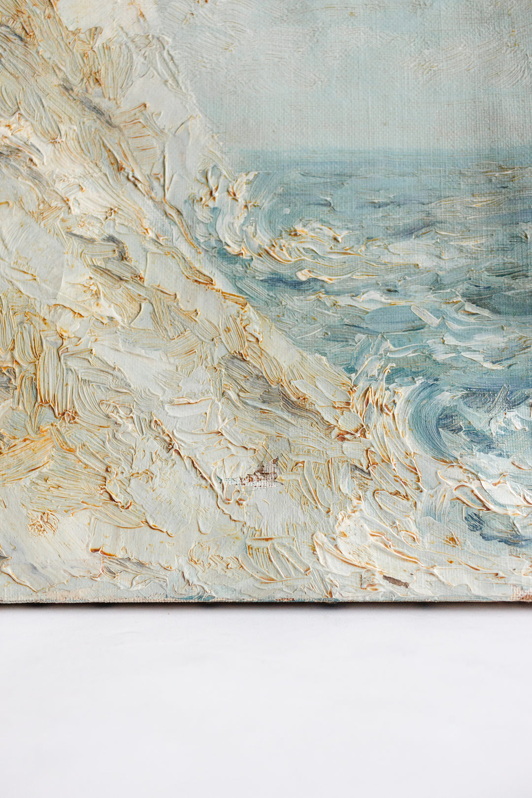 les falaises et la mer