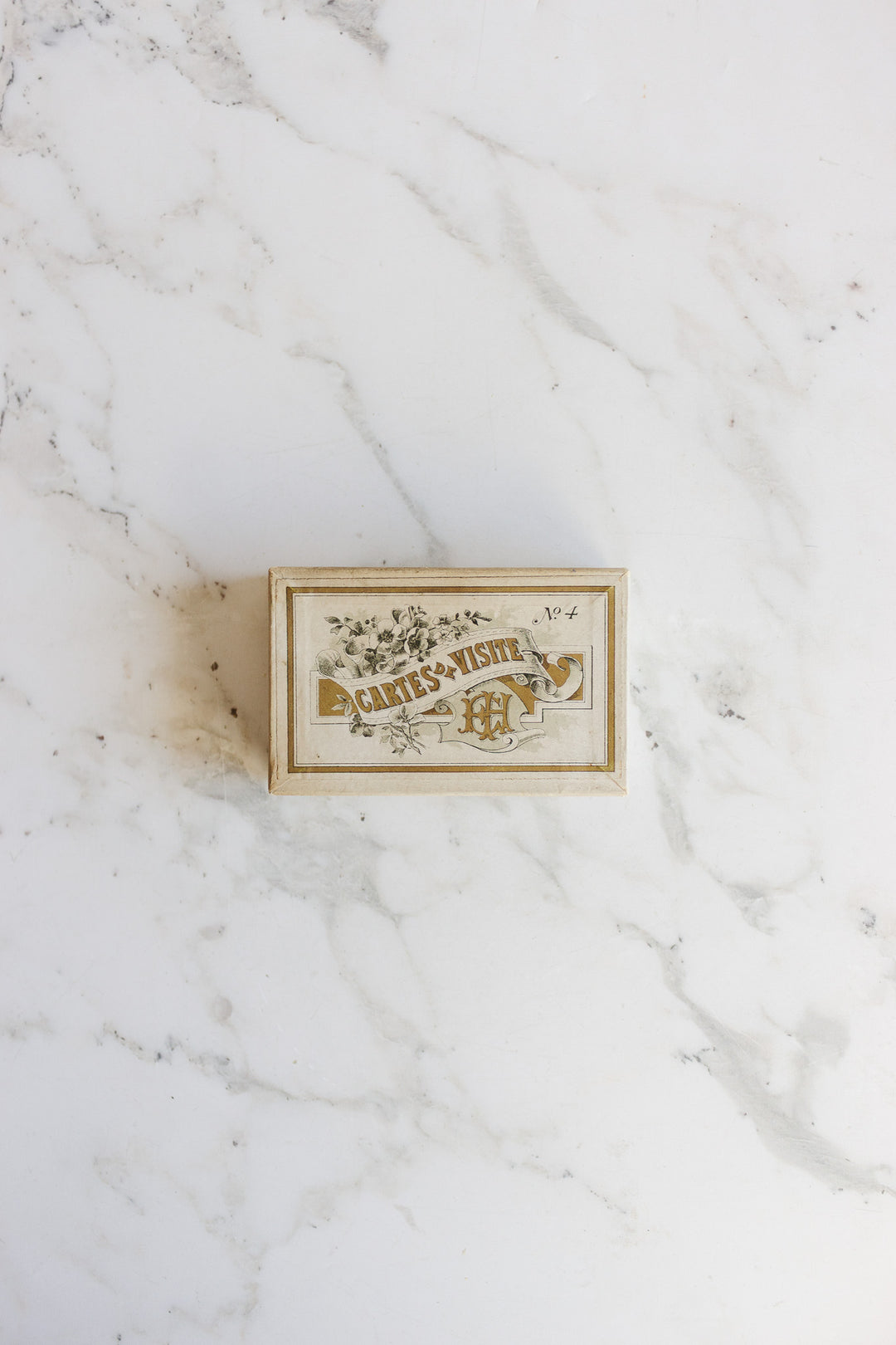 antique box of unused "cartes de visite" (visiting cards) in original illustrated box