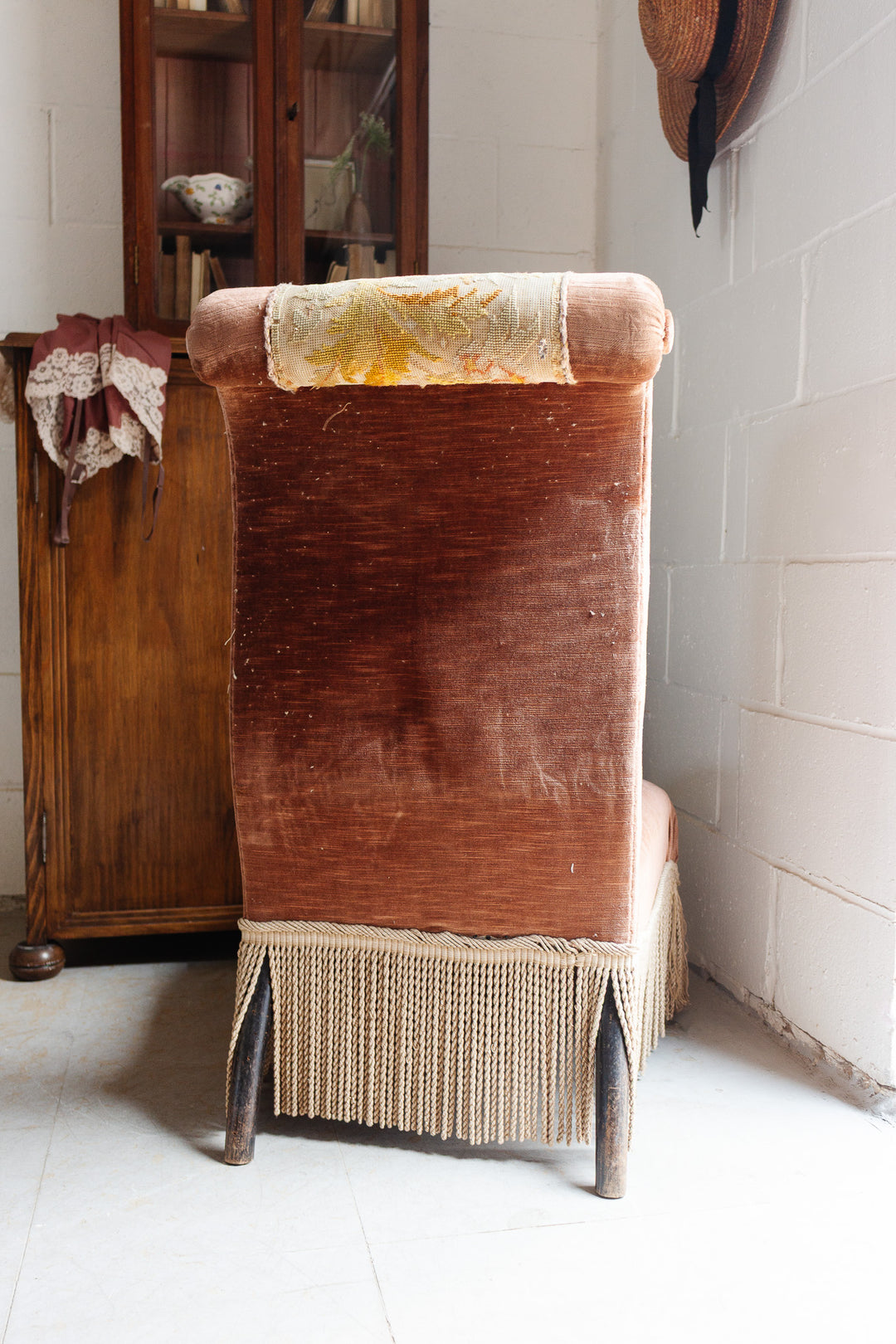 Napoleon III scrollback slipper chair