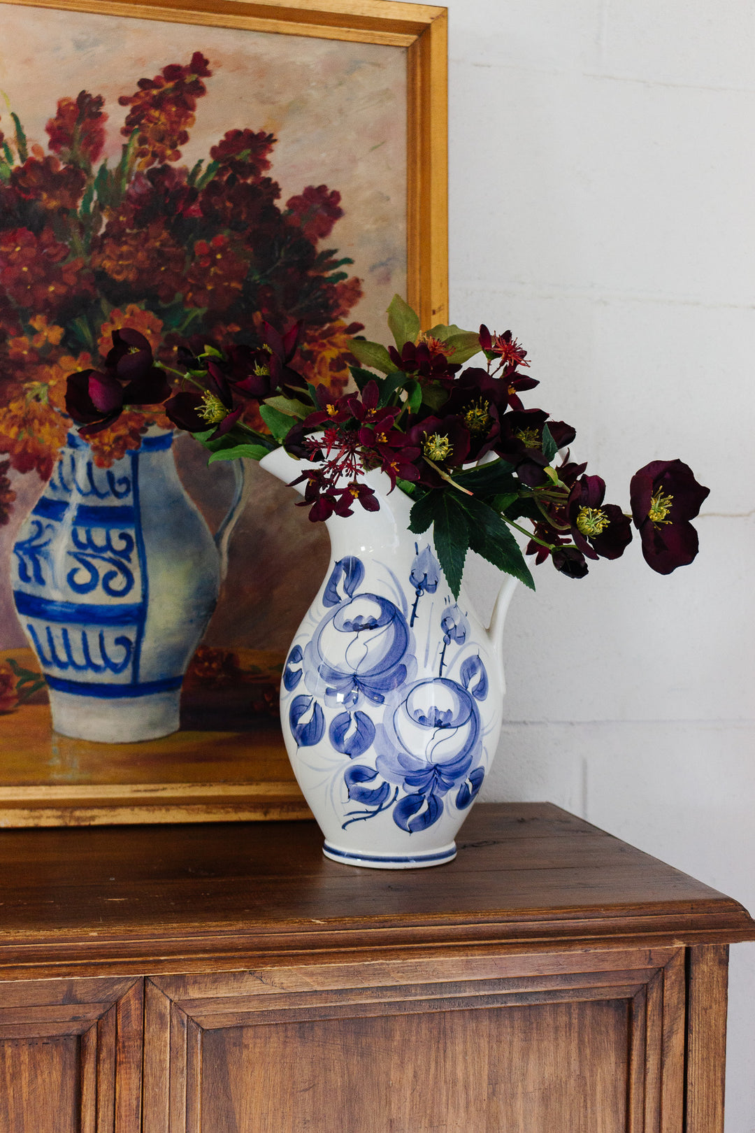 vintage italian handpainted blue and white pitcher
