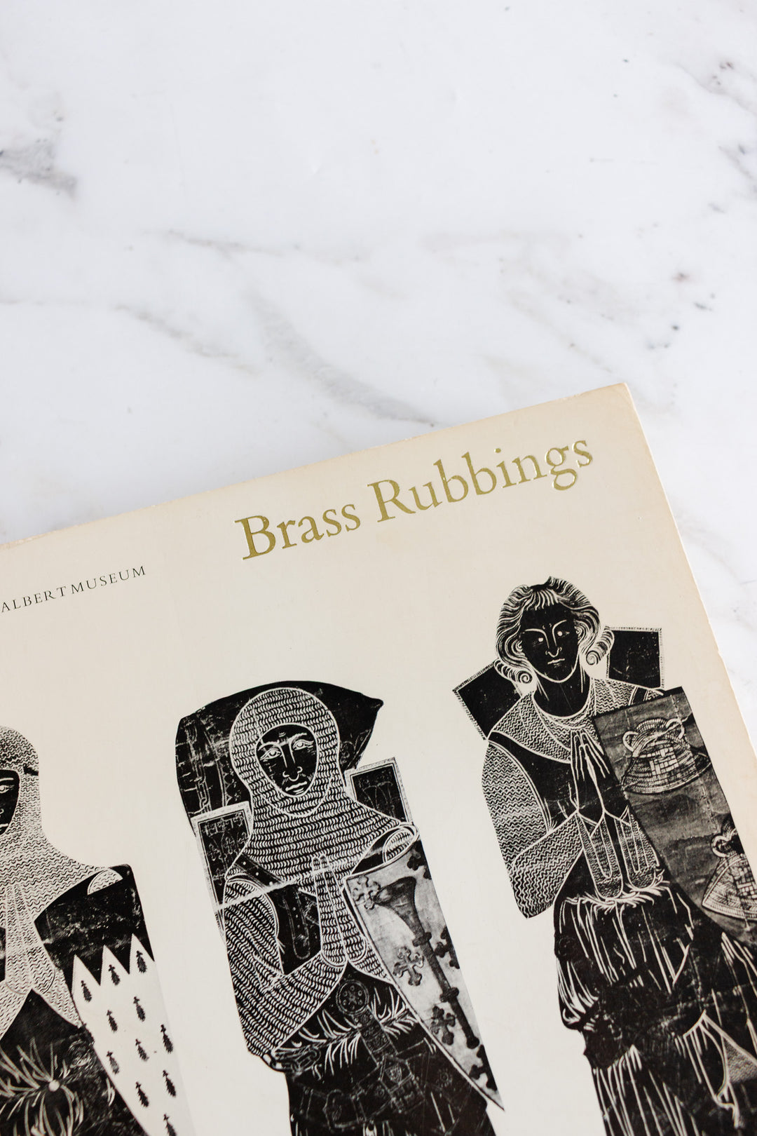 victoria & albert museum: catalogue of rubbings of brasses and incised slabs
