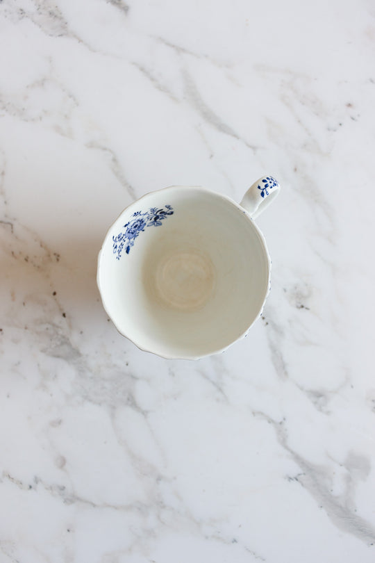 vintage johnson bros "indie" blue and white tea cup