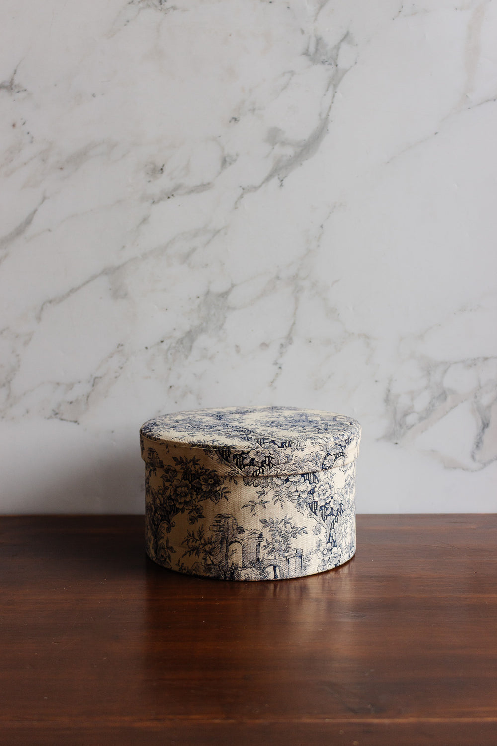 vintage french petite "cream toile de jouy" hat box