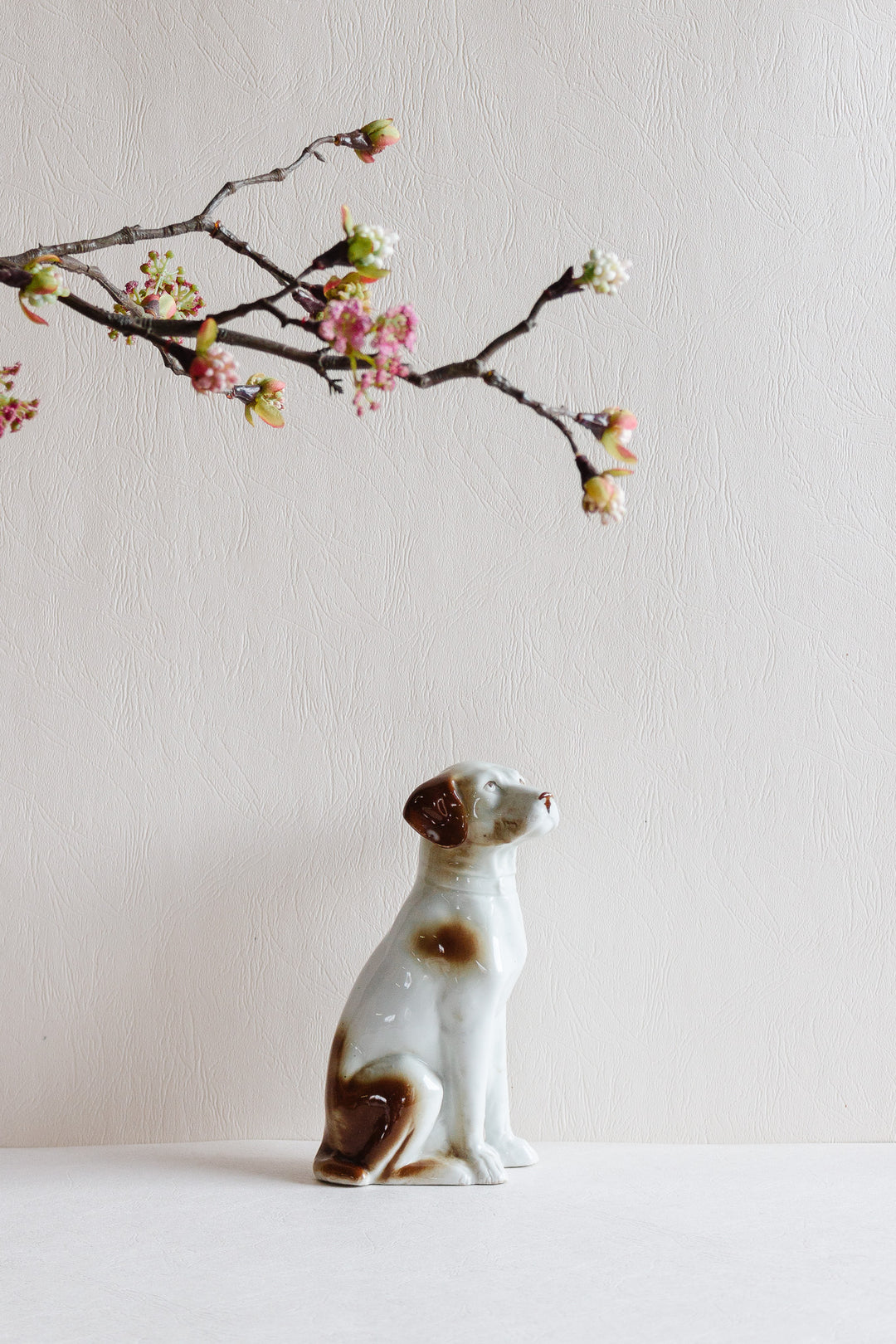 vintage german porcelain pointer figurine