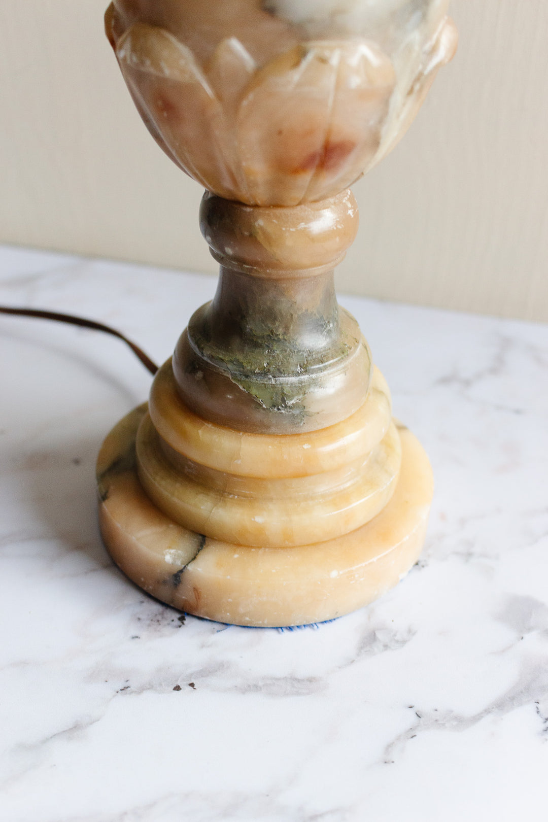 midcentury Italian alabaster lamp