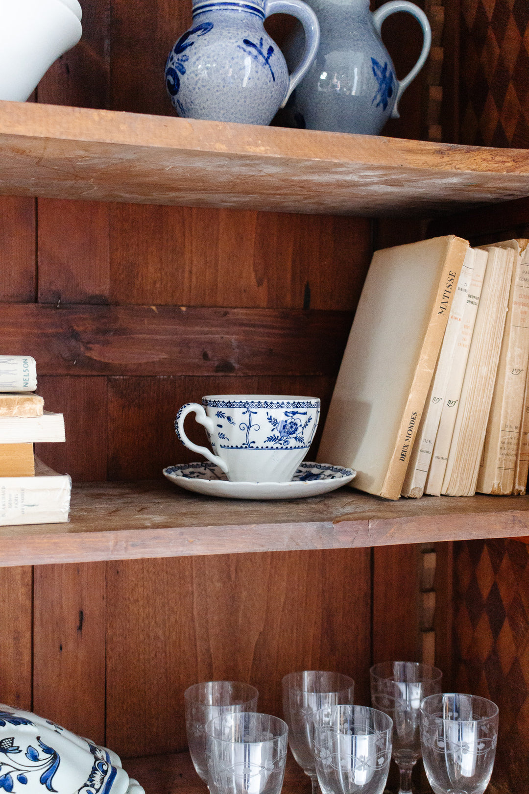 vintage johnson bros "indie" blue and white tea cup