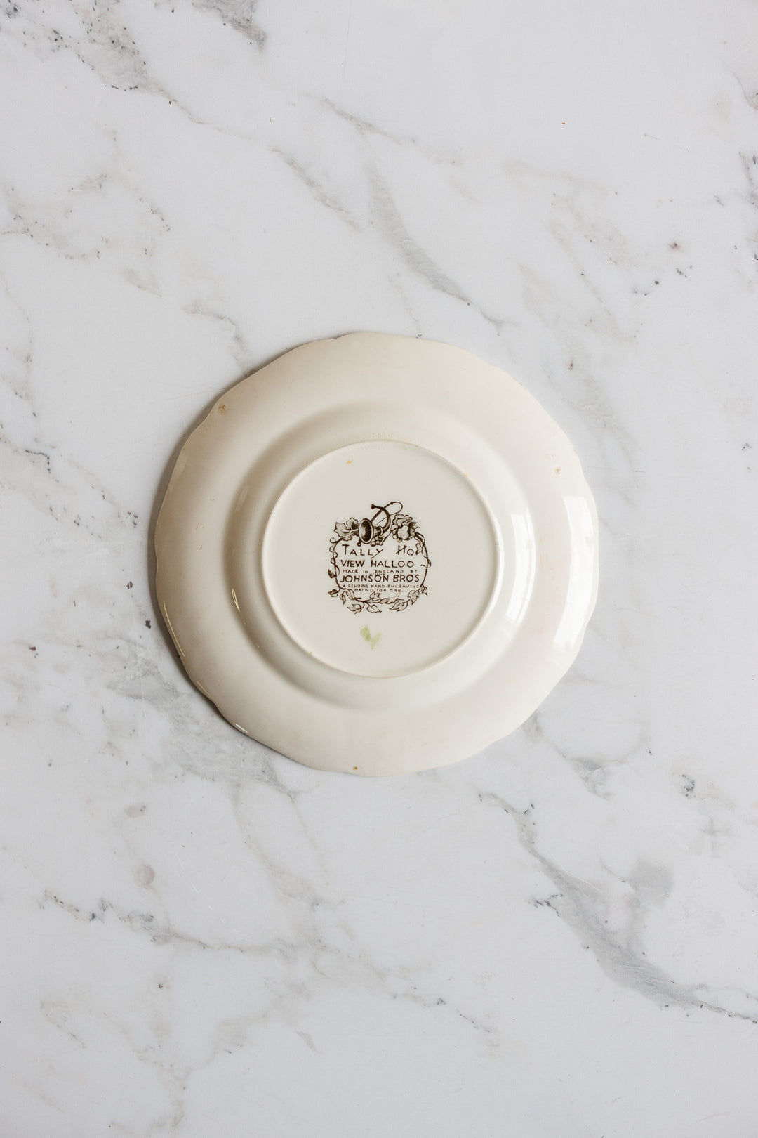 vintage johnson brothers "tally ho" bread plates