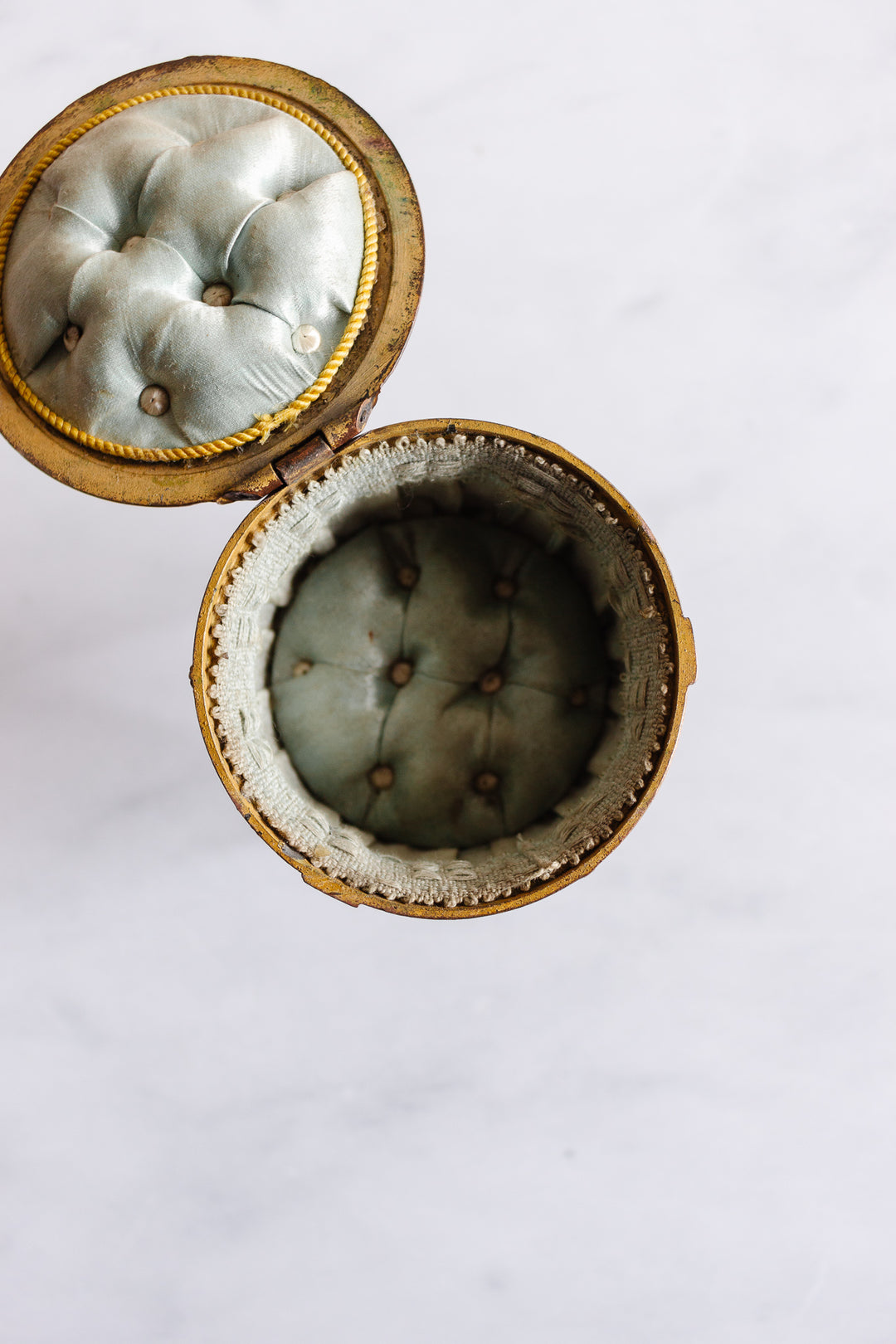 turn of the century gilt ormolu belle epoque bijoux casket with medallion