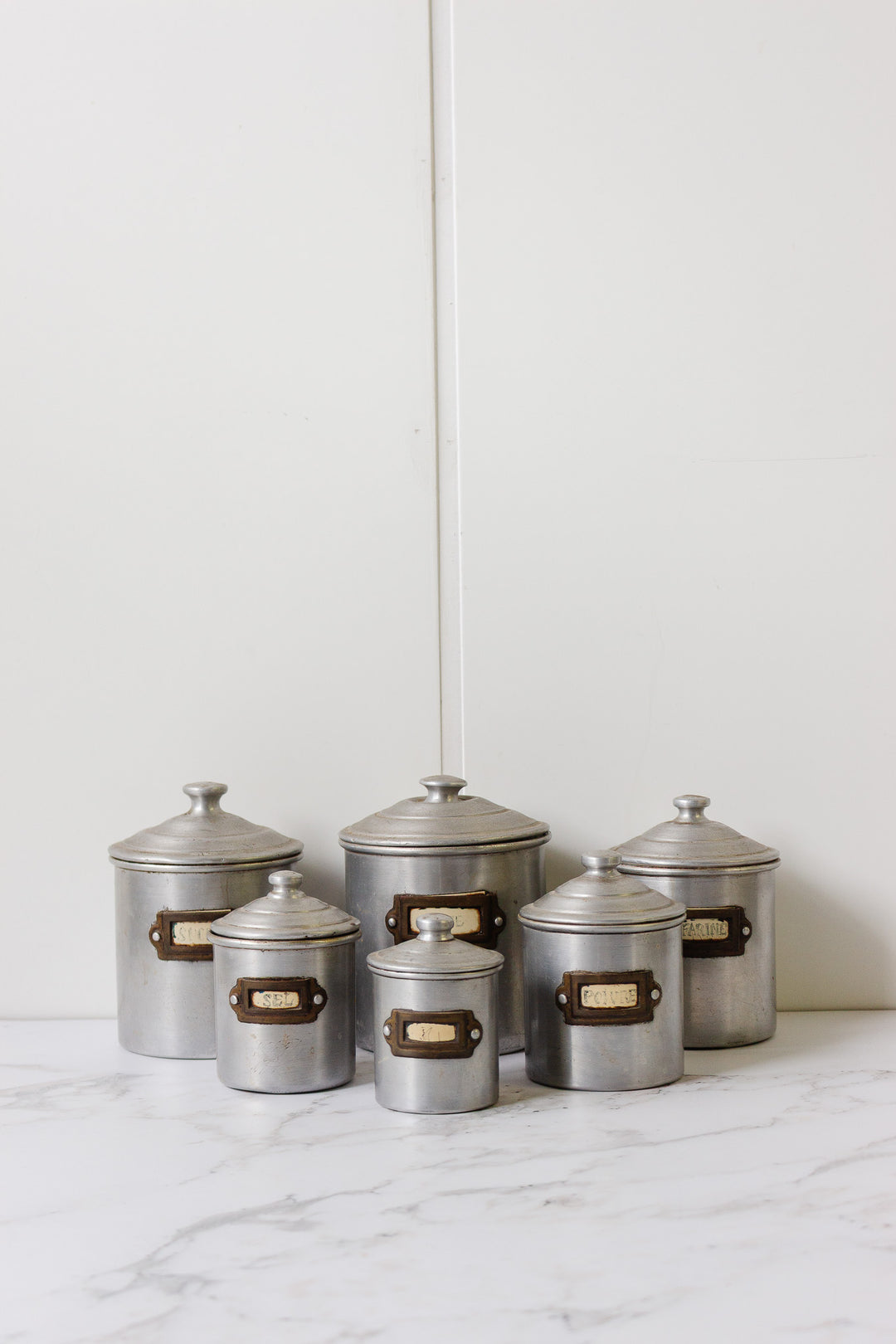 set of 6 graduated tin kitchen canisters