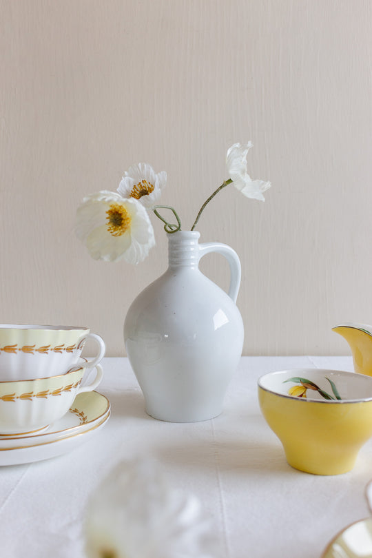 vintage English signed studio pottery vessel, no. 071