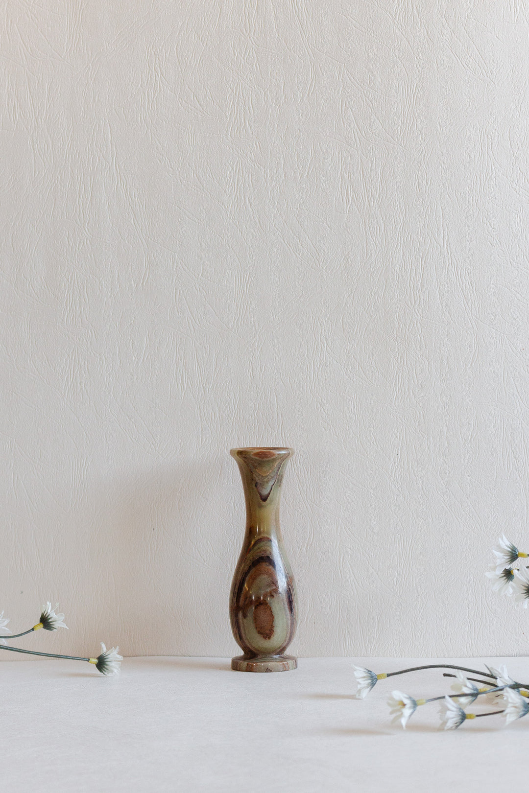 vintage french onyx bud vase