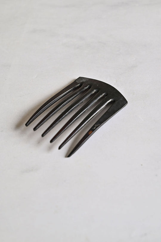 turn of the century french horn hair comb, small